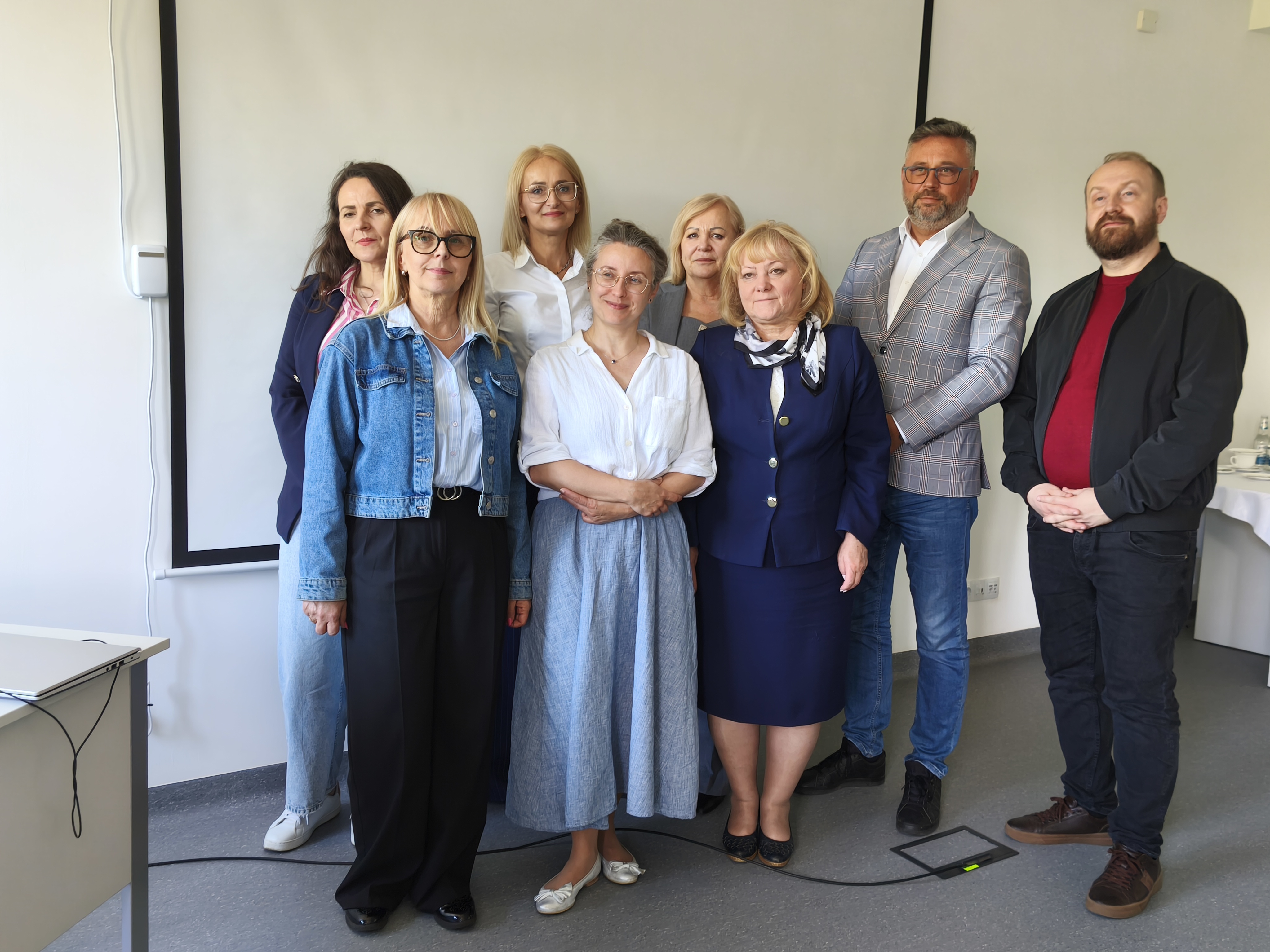 Zdjęcie artykułu Wizyta studyjna Wojewódzkiego Zespołu Koordynacji w Sosnowcu – Nowe perspektywy w kształceniu zawodowym i innowacjach edukacyjnych